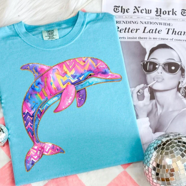 Glimmer Dolphin
